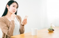 「激安」に騙されないフルウィッグの選び方